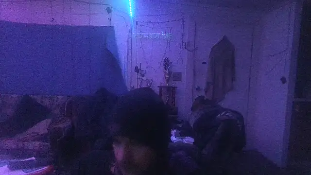 Poundtown1226 online show from 16, 1, 2026