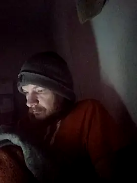 Poundtown1226 online show from 13, 2, 2026