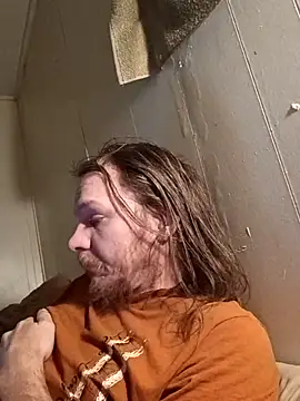 Poundtown1226 online show from 14, 2, 2026