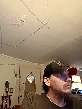 Poundtown1226 online show from 28, 2, 2026