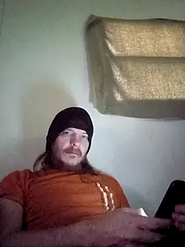 Poundtown1226 online show from 15, 2, 2026