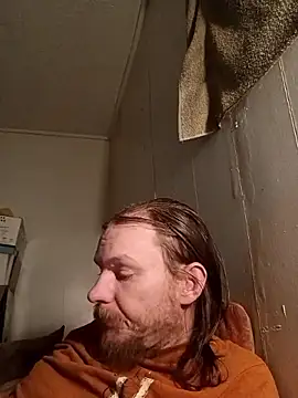 Poundtown1226 online show from 11, 2, 2026