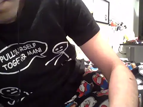 Snapshot of calientescitasoficial chatting on 2, 12, 2025 calientescitasoficial online show from 2, 12, 2025