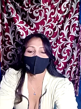 Snapshot of Sexy_Ruby04 chatting on 4, 11, 2025 Sexy Ruby04 online show from 4, 11, 2025