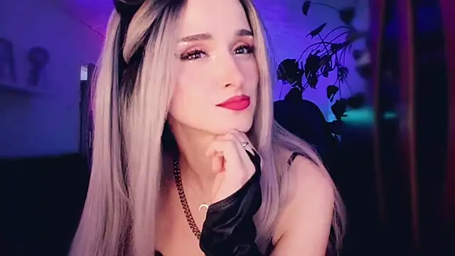 MistressJolie online show from 25, 10, 2025