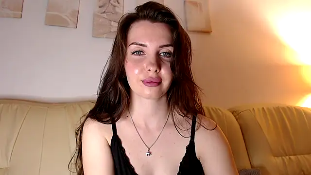  raspberry paradise online show from 18, 9, 2025