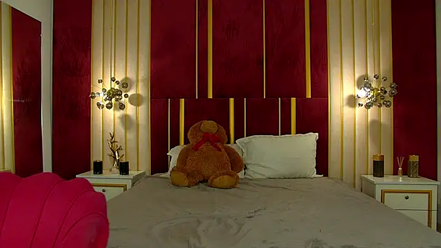 Missy Doll online show from 28, 9, 2025