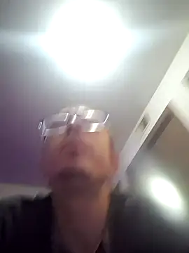 Eyelisss online show from 28, 11, 2025