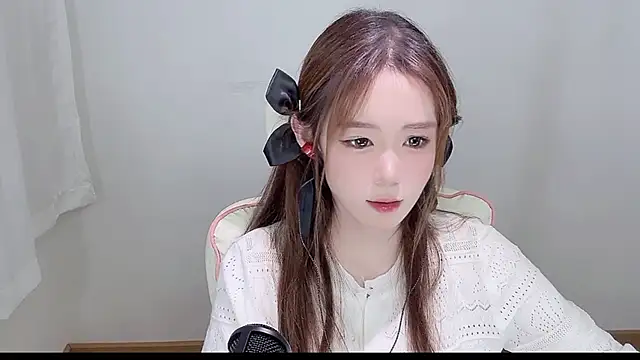Snapshot of Xiao-runbao chatting on 25, 9, 2025 Xiao-runbao online show from 25, 9, 2025