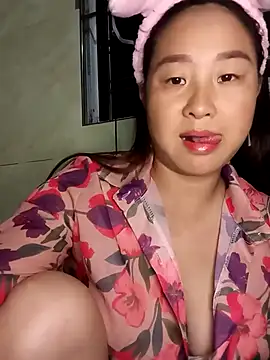 Snapshot of suki-lady chatting on 29, 9, 2025 suki-lady online show from 29, 9, 2025