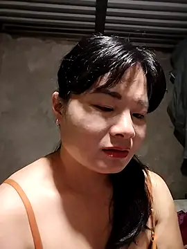 Snapshot of kute-00 chatting on 9, 11, 2025 kute-00 online show from 9, 11, 2025