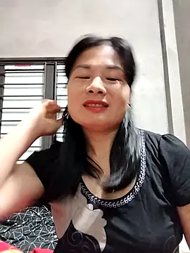 Snapshot of kute-00 chatting on 18, 11, 2025 kute-00 online show from 18, 11, 2025