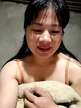 Snapshot of kute-00 chatting on 2, 11, 2025 kute-00 online show from 2, 11, 2025