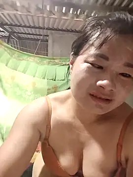 Snapshot of kute-00 chatting on 30, 10, 2025 kute-00 online show from 30, 10, 2025