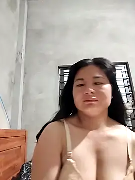 Snapshot of kute-00 chatting on 13, 11, 2025 kute-00 online show from 13, 11, 2025