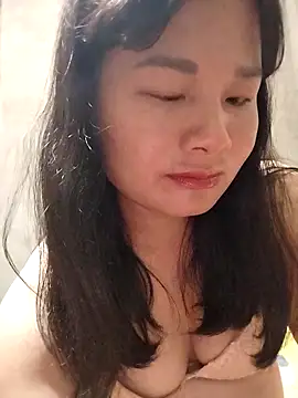 Snapshot of kute-00 chatting on 12, 11, 2025 kute-00 online show from 12, 11, 2025