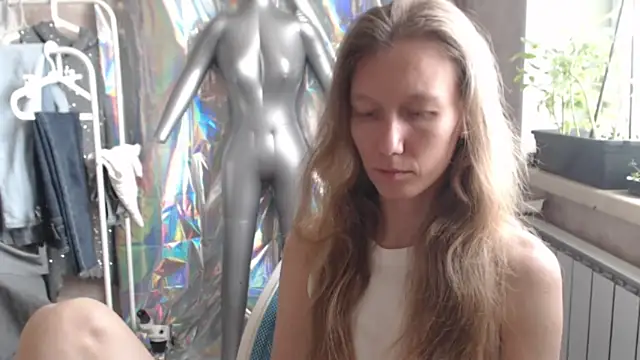 QueerASMR online show from 22, 4, 2026