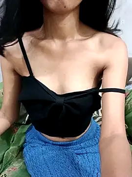 Daizy Shah online show from 25, 4, 2026