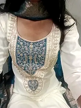 Snapshot of Daizy_Shah chatting on 8, 5, 2026 Daizy Shah online show from 8, 5, 2026