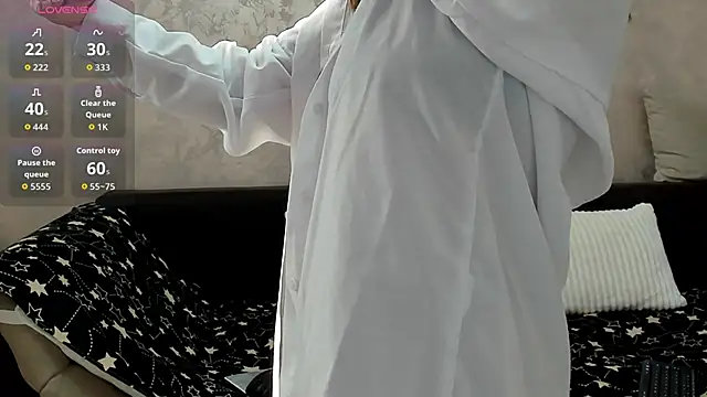 Alexya Kat online show from 17, 10, 2025