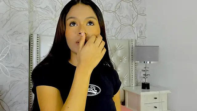 amara rousse online show from 28, 11, 2025