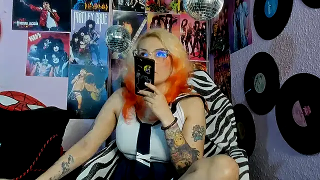 Avril Maria online show from 15, 2, 2026