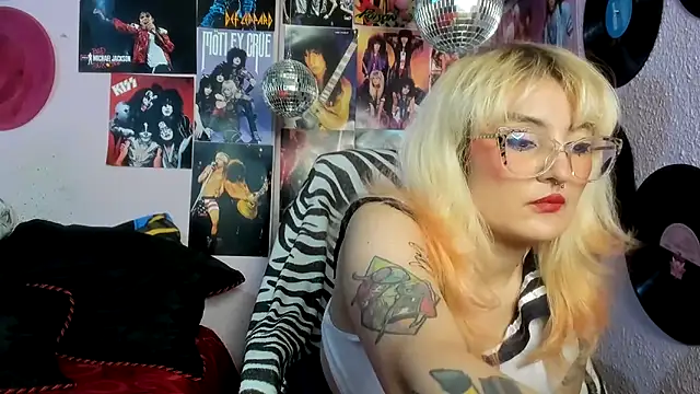 Avril Maria online show from 18, 4, 2026