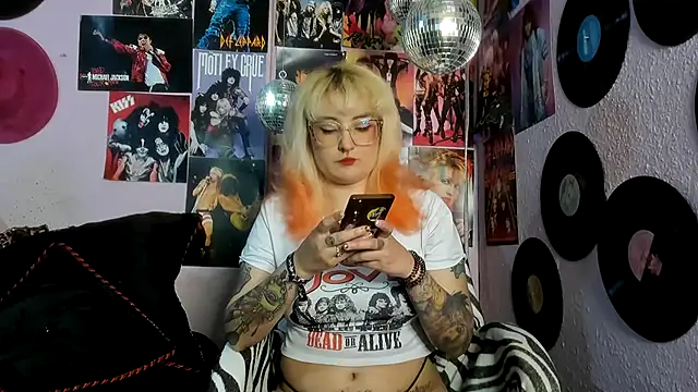 Avril Maria online show from 18, 3, 2026