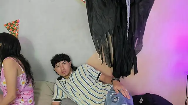 Laura and Kevin online show from 8, 11, 2025