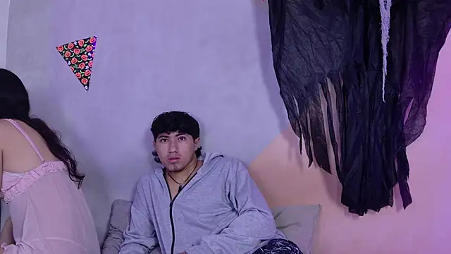 Laura and Kevin online show from 7, 11, 2025