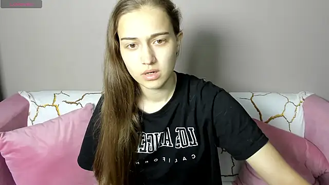 Alisa  Kelly online show from 13, 9, 2025