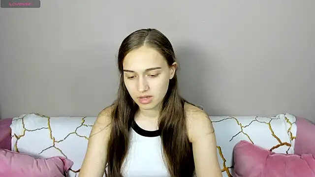 Alisa  Kelly online show from 28, 9, 2025