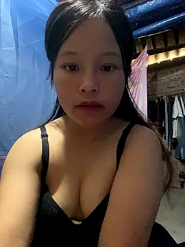 Snapshot of O_o_UwU_o_O chatting on 31, 10, 2025 O o UwU o O online show from 31, 10, 2025