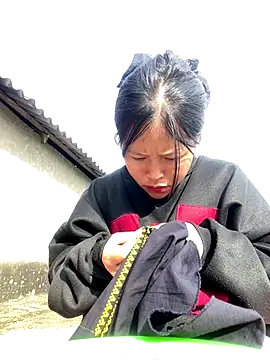 Snapshot of O_o_UwU_o_O chatting on 15, 11, 2025 O o UwU o O online show from 15, 11, 2025