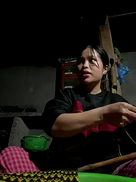 Snapshot of O_o_UwU_o_O chatting on 18, 11, 2025 O o UwU o O online show from 18, 11, 2025