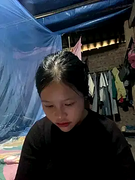 Snapshot of O_o_UwU_o_O chatting on 12, 11, 2025 O o UwU o O online show from 12, 11, 2025