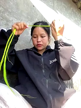 Snapshot of O_o_UwU_o_O chatting on 25, 11, 2025 O o UwU o O online show from 25, 11, 2025