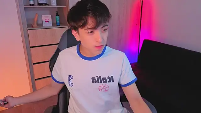 onlinenico online show from 9, 10, 2025