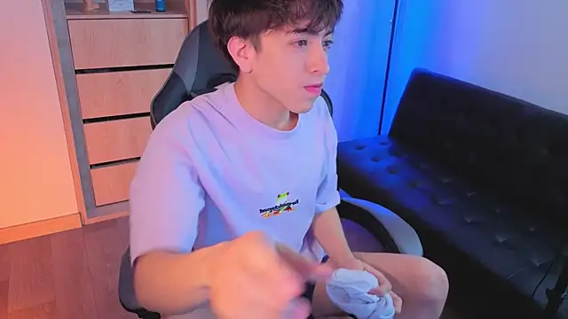 onlinenico online show from 15, 10, 2025