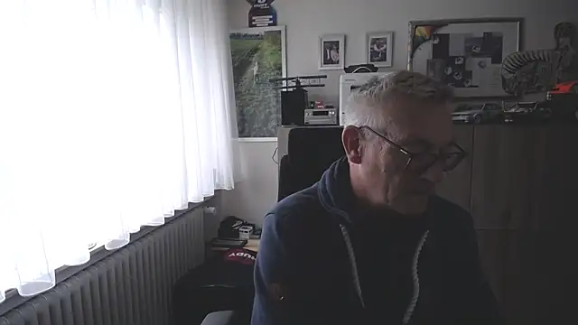 Snapshot of randyandy67 chatting on 3, 6, 2026 randyandy67 online show from 3, 6, 2026