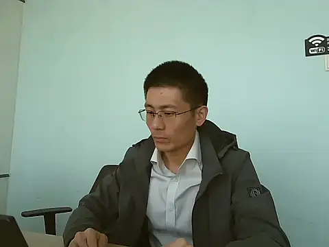 Snapshot of miniyellower chatting on 21, 11, 2025 miniyellower online show from 21, 11, 2025