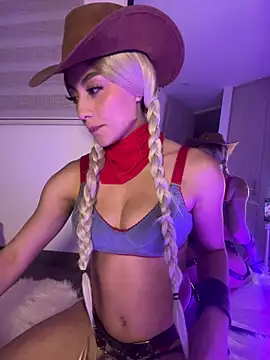 Snapshot of Tessa__Winslow chatting on 19, 3, 2026 Tessa Winslow online show from 19, 3, 2026