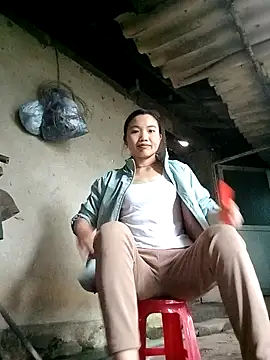 ngan-cute online show from 26, 9, 2025