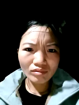 ngan-cute online show from 4, 12, 2025