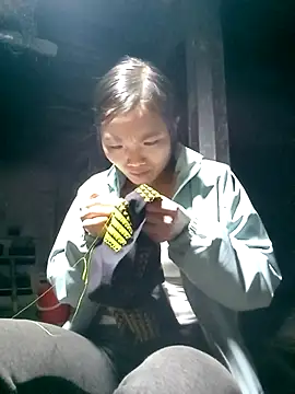 ngan-cute online show from 25, 11, 2025