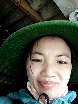 ngan-cute online show from 14, 2, 2026