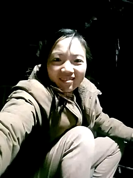 ngan-cute online show from 30, 11, 2025