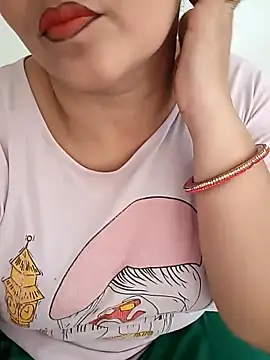 Snapshot of angel_ridhi chatting on 26, 9, 2025 angel ridhi online show from 26, 9, 2025