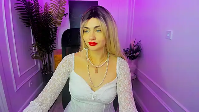 LeslieMineg online show from 28, 11, 2025