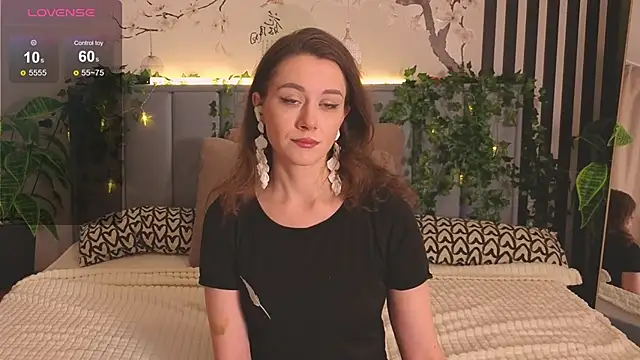 SkyHelen online show from 7, 1, 2026